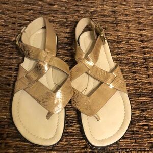 Donald J Pliner Gessi Gold Sandal